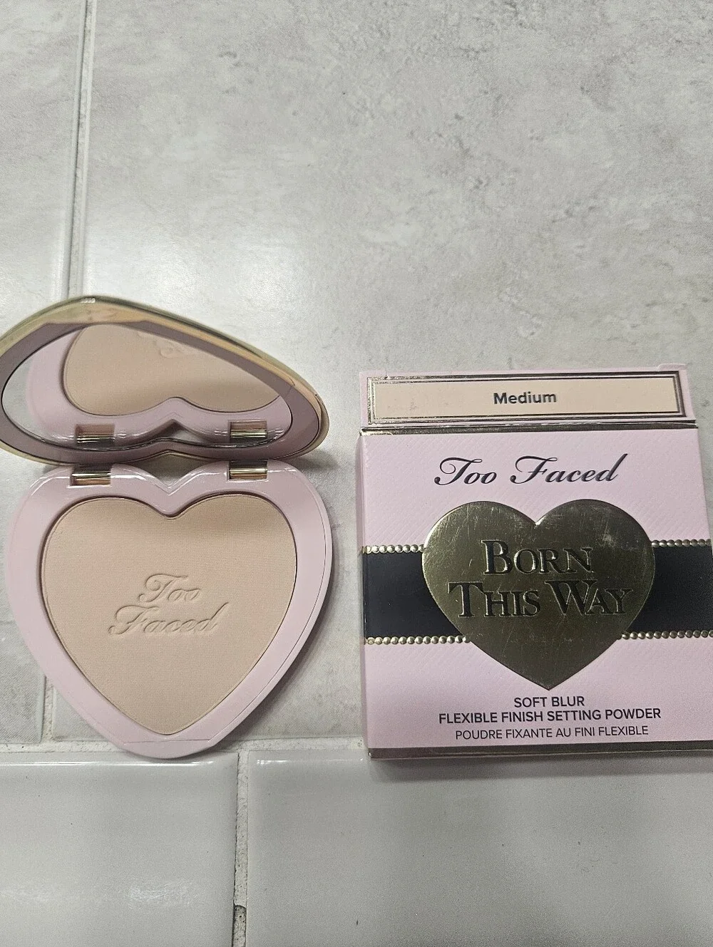 NWT Too Faced Soft Blue Flexible Finish Setting Powder